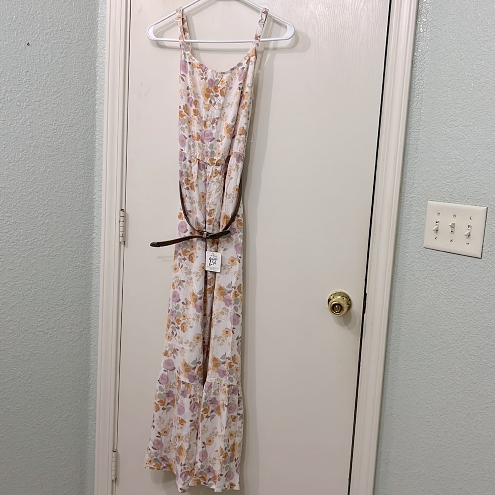Floral maxi dress medium Wallflower cream beige lilac purple flower